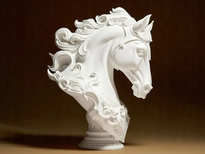 Elegant Horse Sculpture - Image 2
