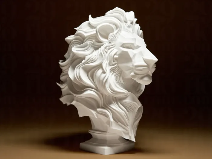 Elegant Lion Sculpture - Image 2